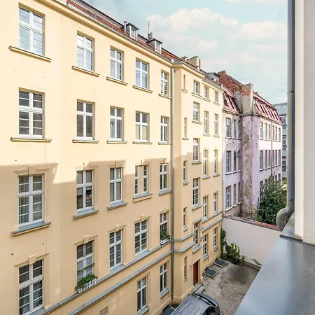 Modern Near Old Town By Renters Apartment Wroclaw